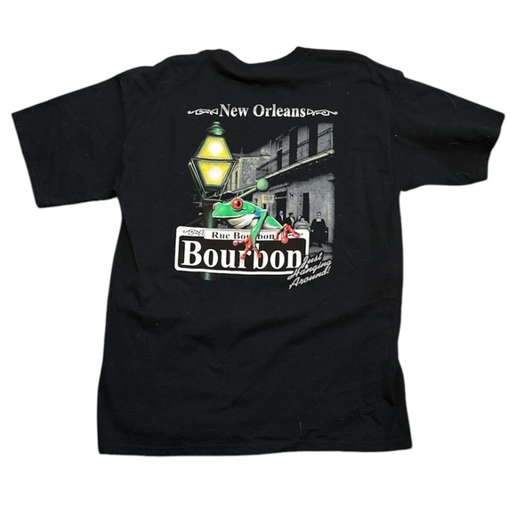 Gildan Black New Orleans Bourbon St Short Sleeve Tee with Classic Crew Neck - Picture 2 of 5
